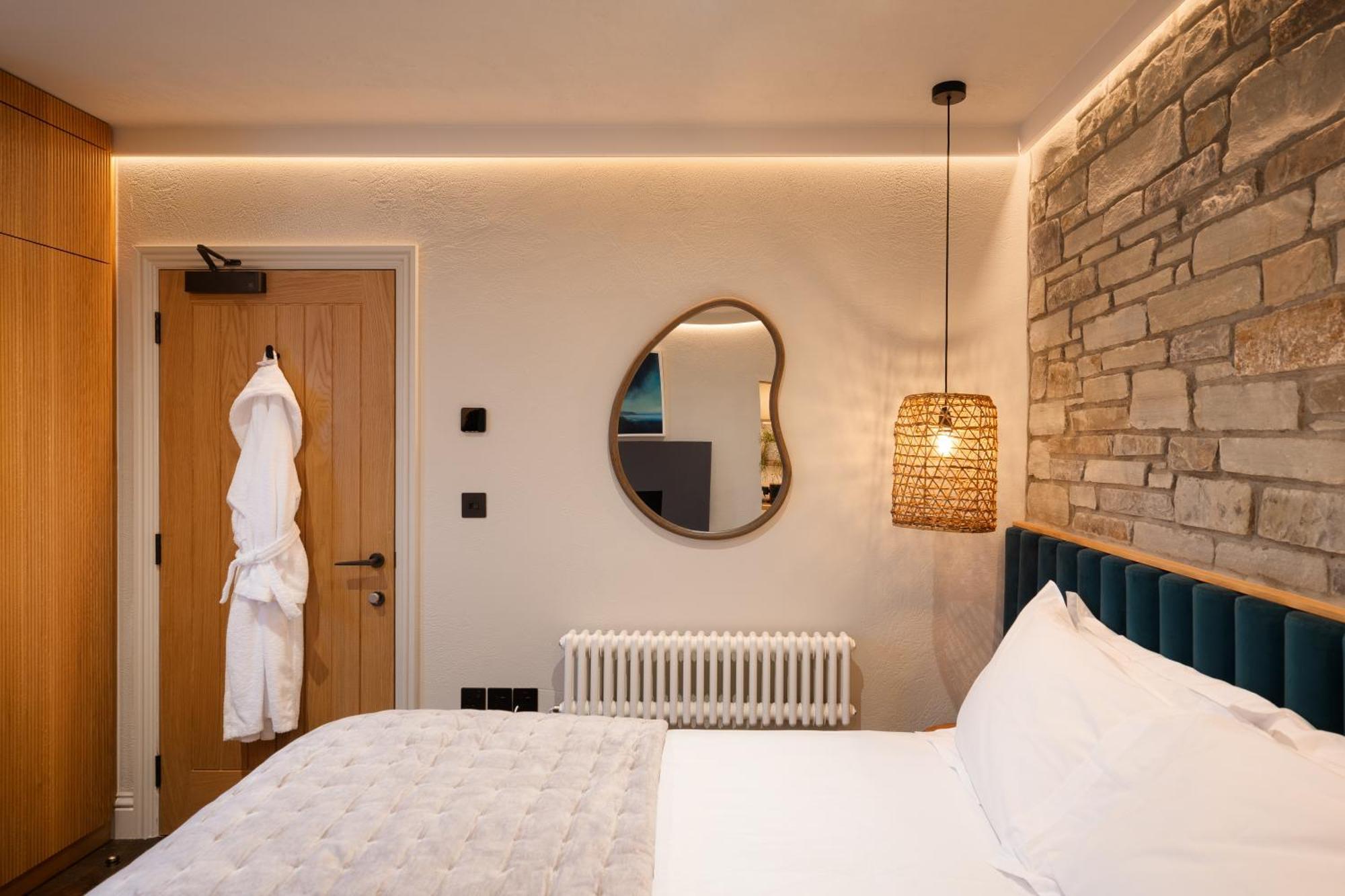 Hive Townhouse Hotel Aberaeron Exterior foto