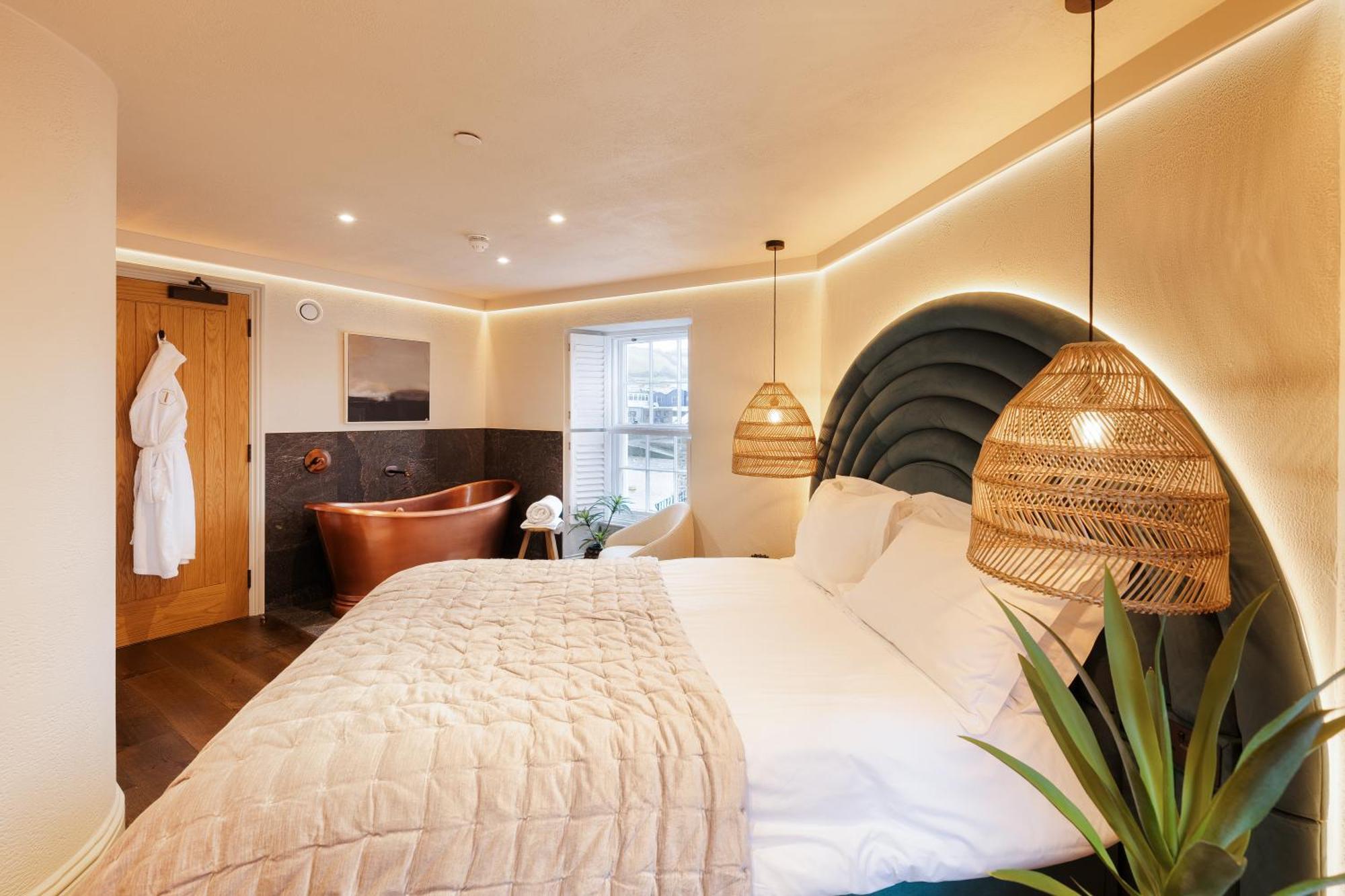 Hive Townhouse Hotel Aberaeron Exterior foto